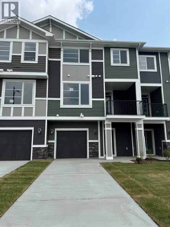 8 Waterford Glen - 1