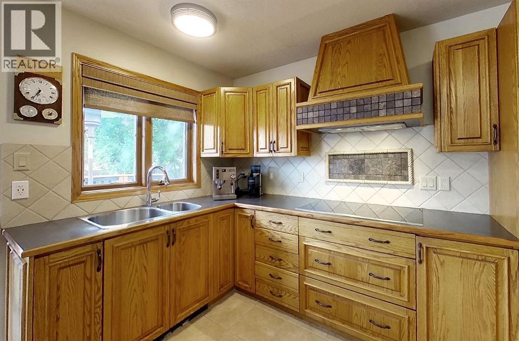 5245 16 Avenue - Image 19