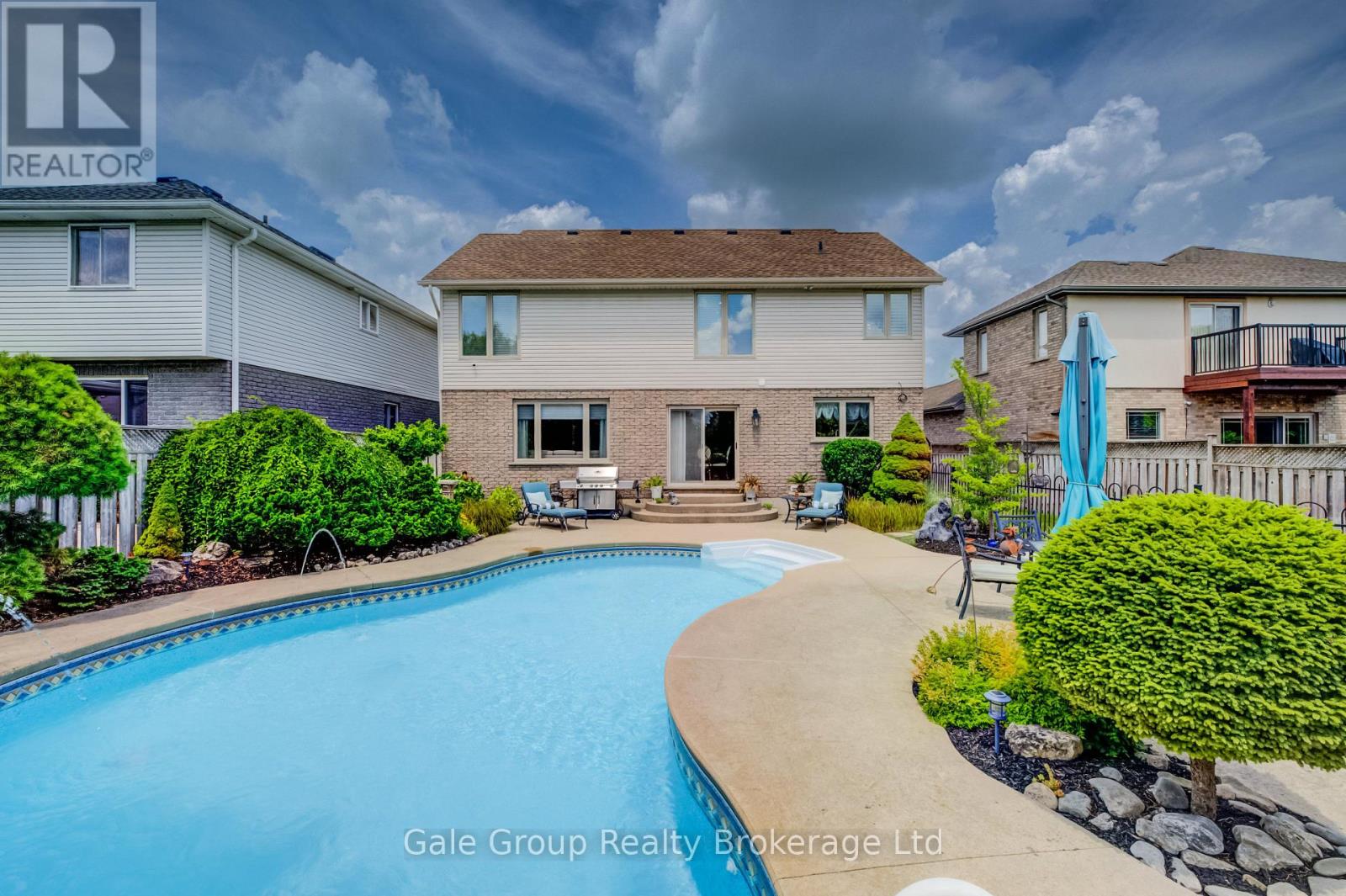 472 LAKEVIEW DRIVE - 37