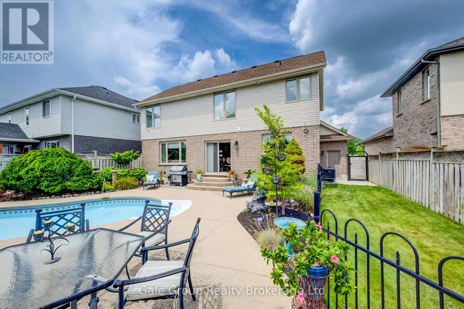 472 LAKEVIEW DRIVE - 38