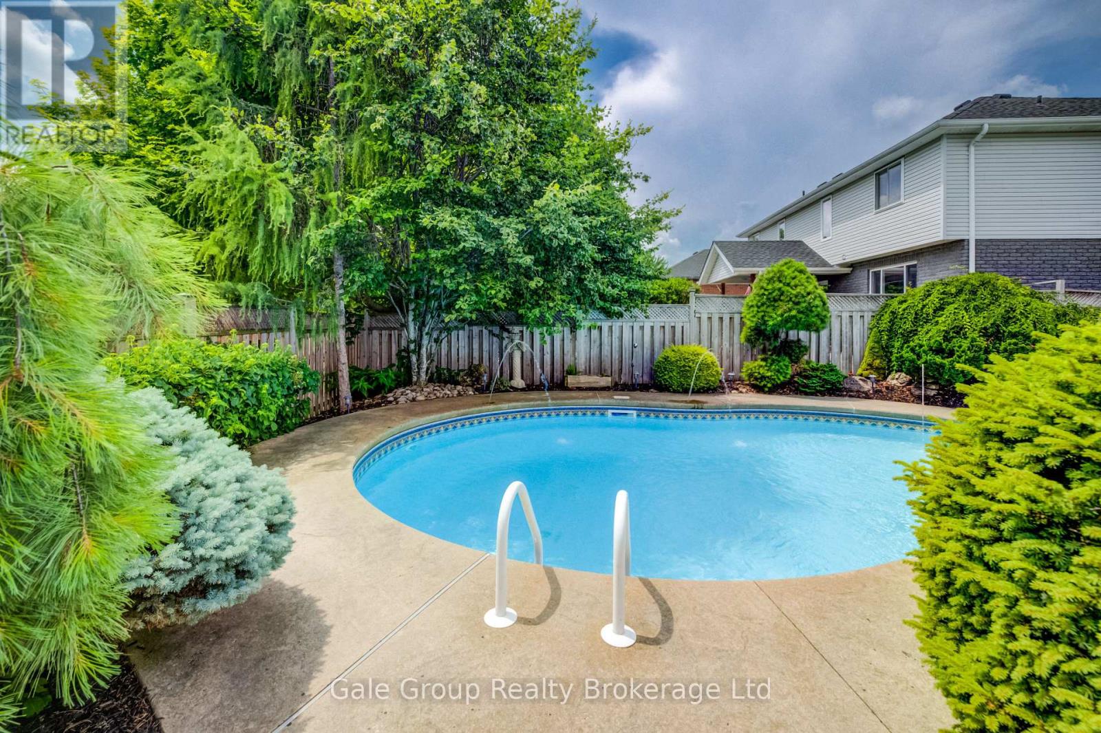 472 LAKEVIEW DRIVE - 39