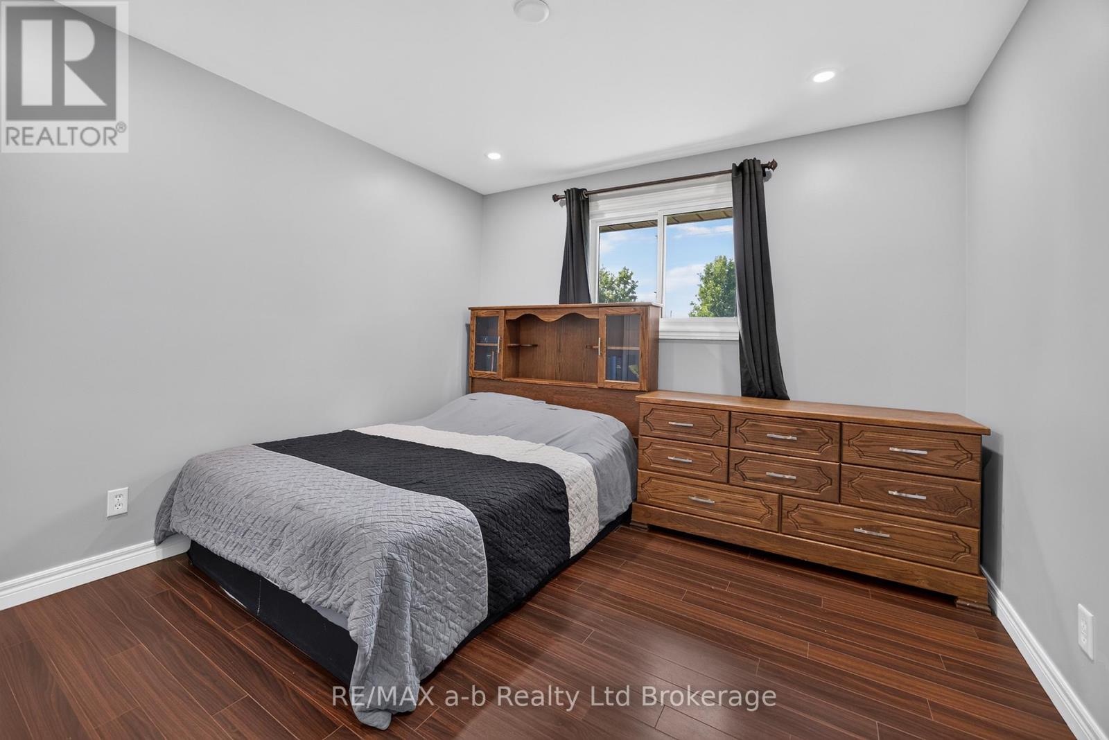 7 MARCHANT STREET - 15