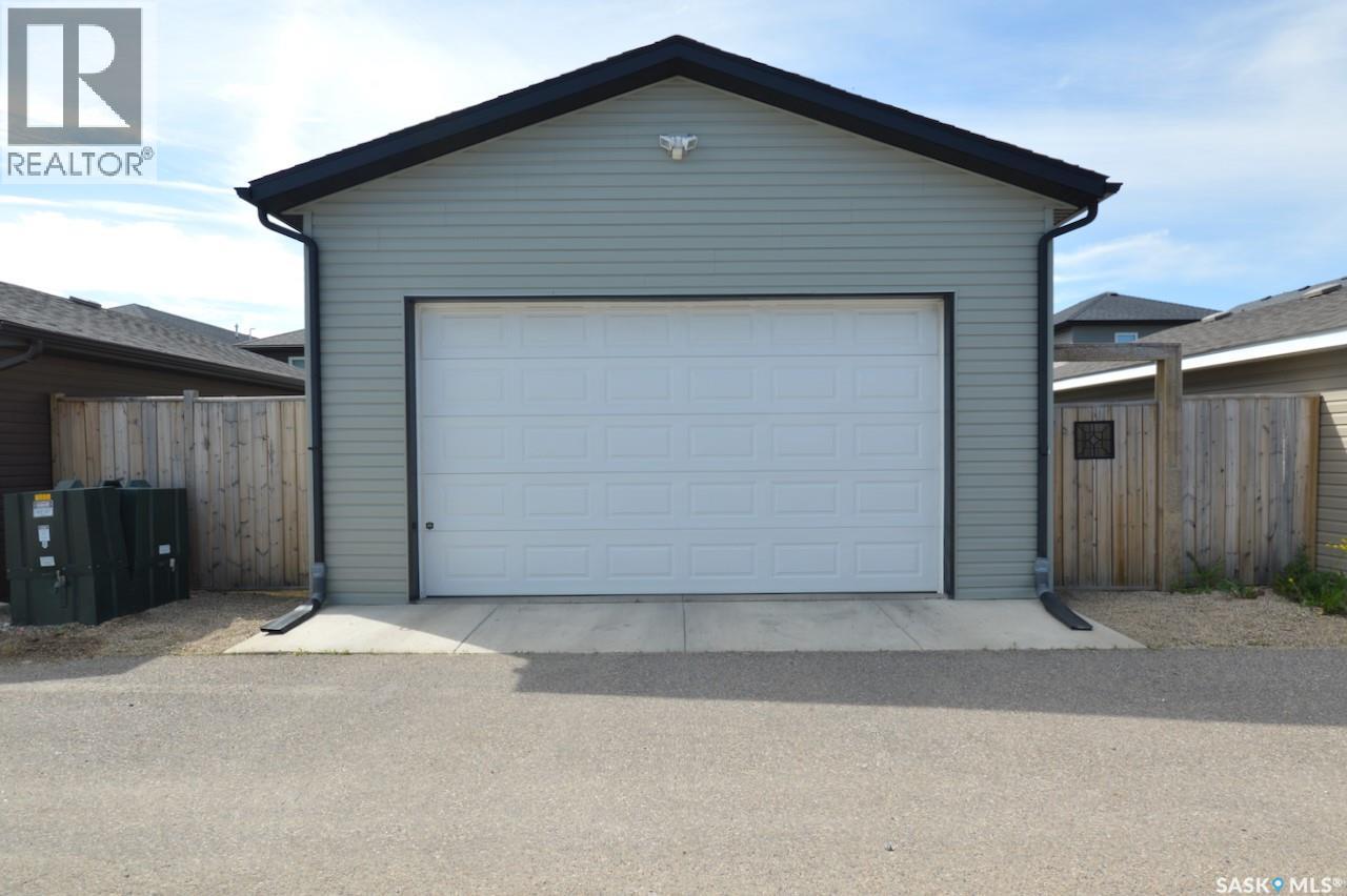 414 Veltkamp CRESCENT - 11