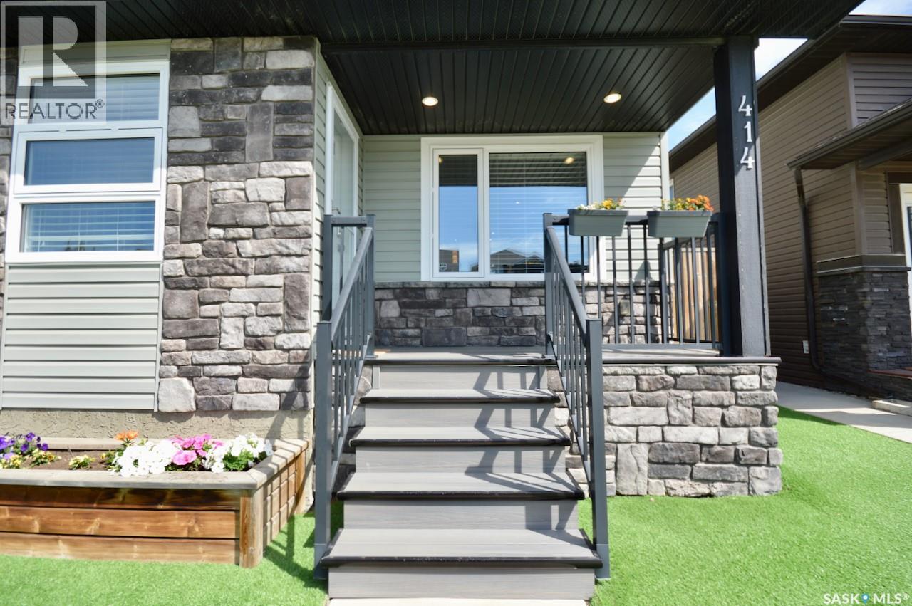 414 Veltkamp CRESCENT - 14
