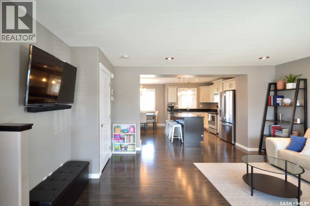 414 Veltkamp CRESCENT - 17