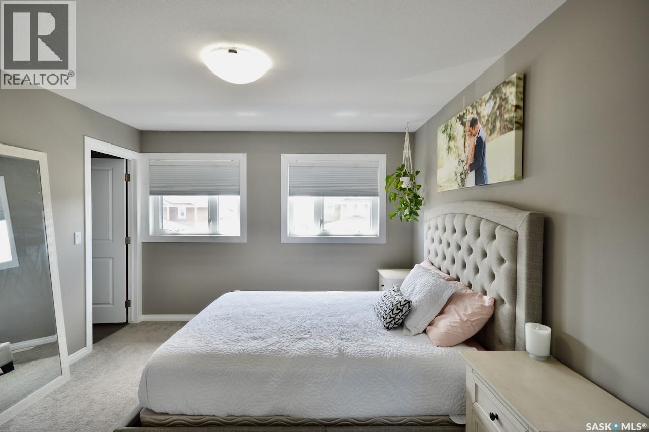 414 Veltkamp CRESCENT - 33