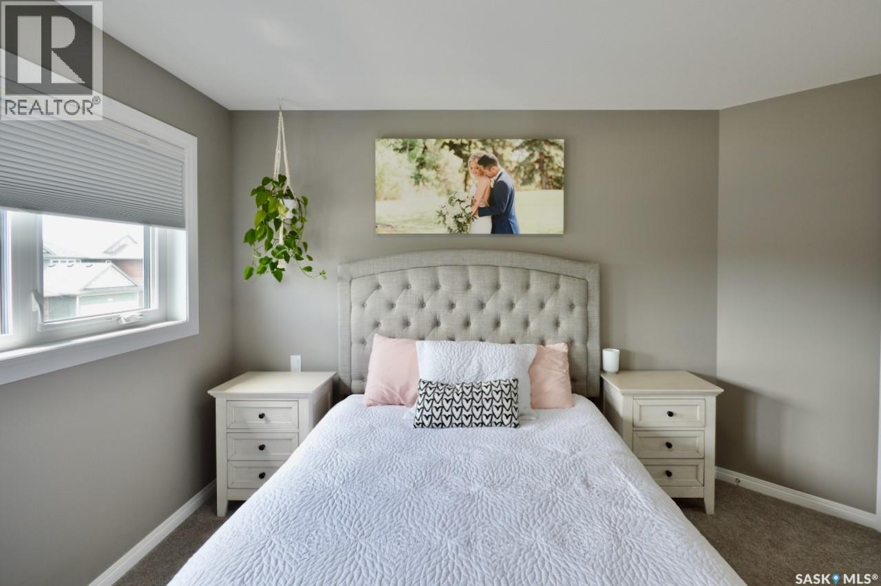 414 Veltkamp CRESCENT - 36
