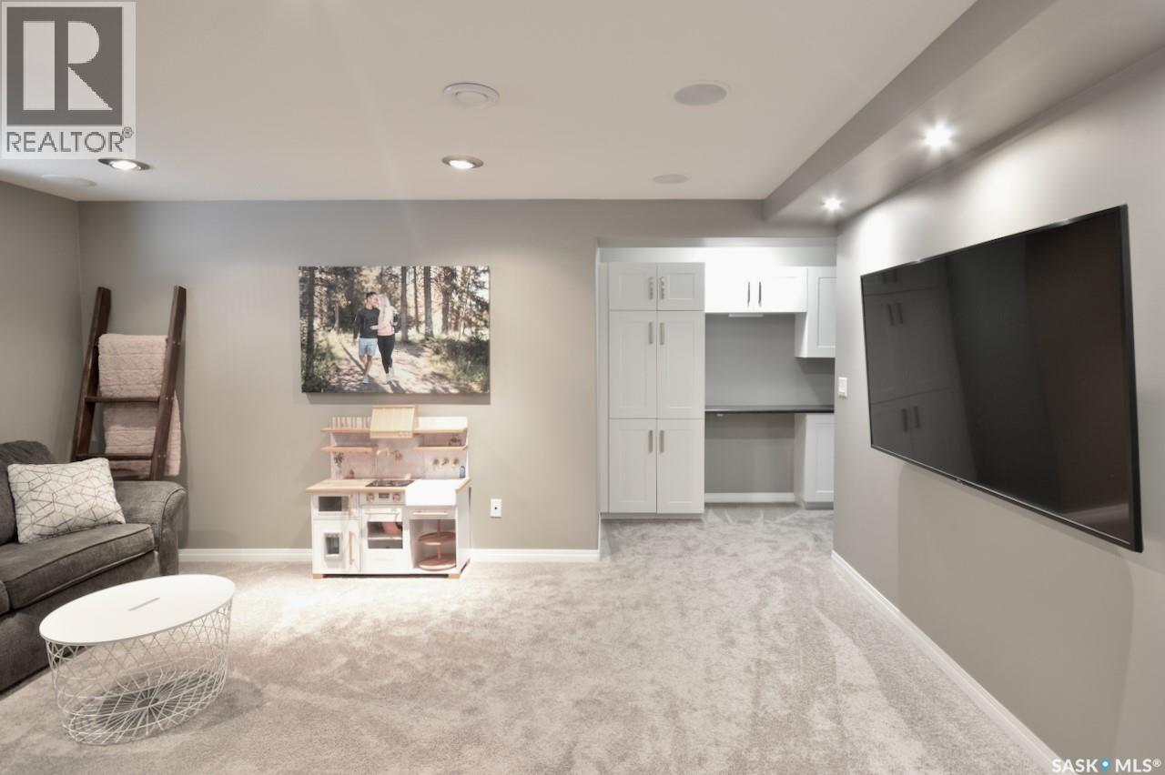 414 Veltkamp CRESCENT - 43