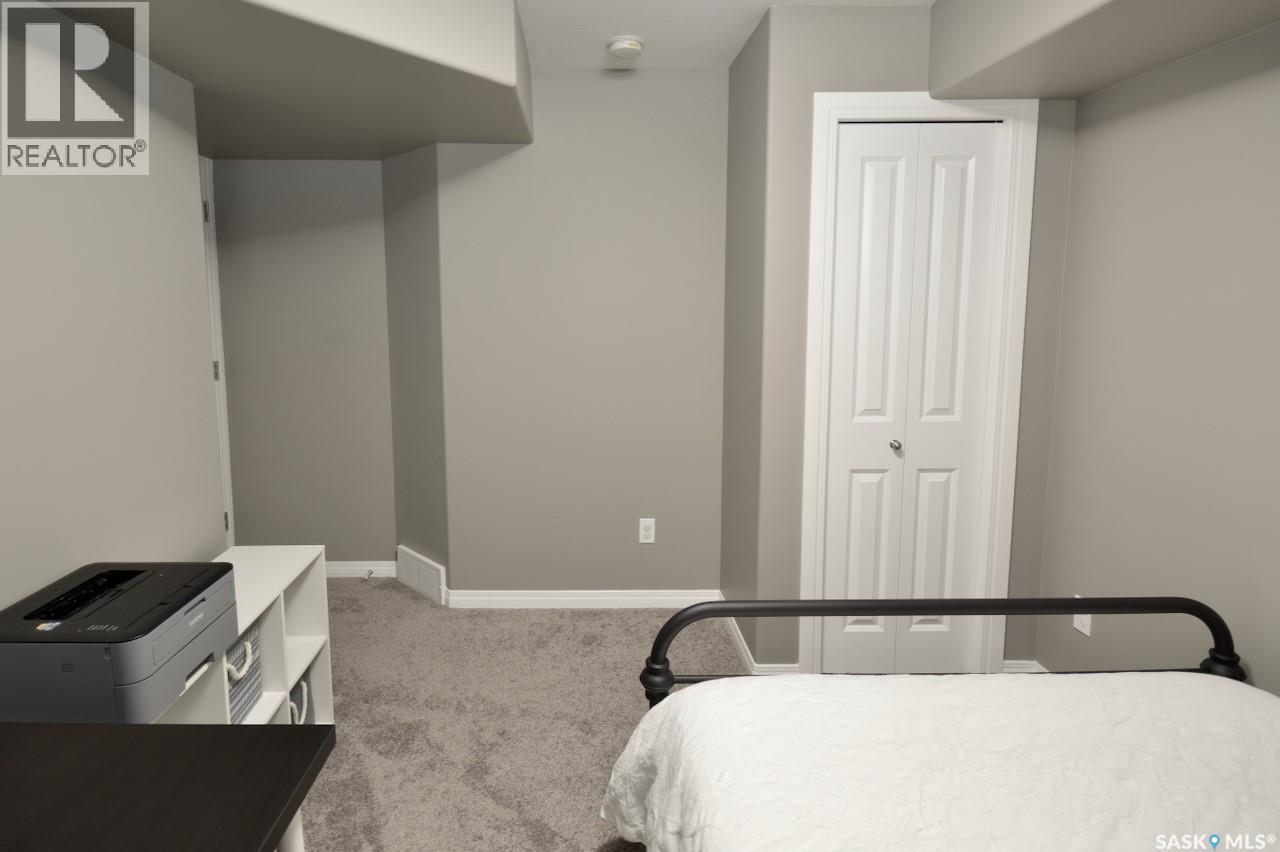 414 Veltkamp CRESCENT - 50