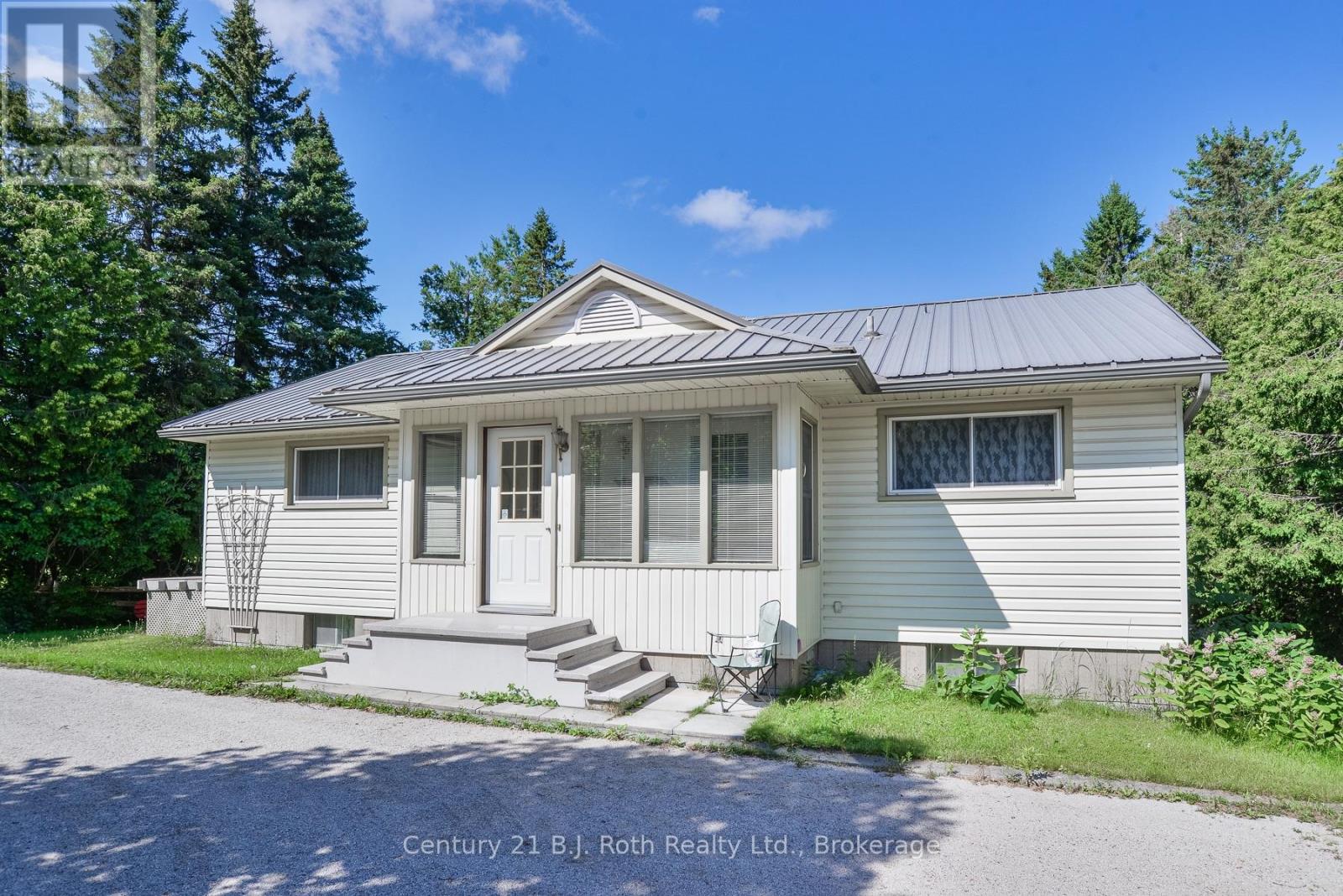 4548 ORKNEY HEIGHTS - 2