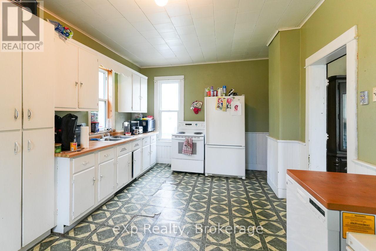 79 ALBERT STREET S - 12