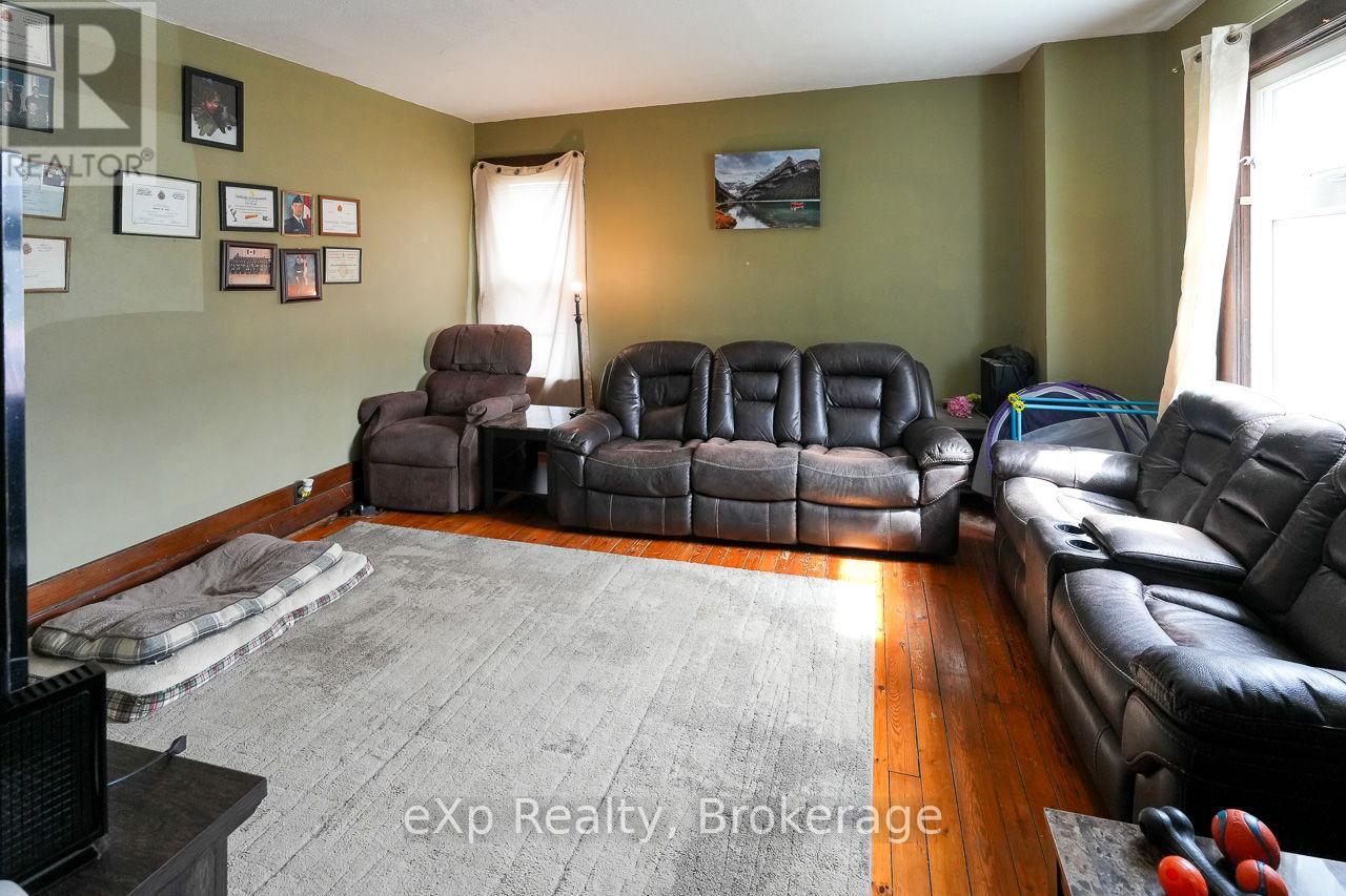 79 ALBERT STREET S - 5
