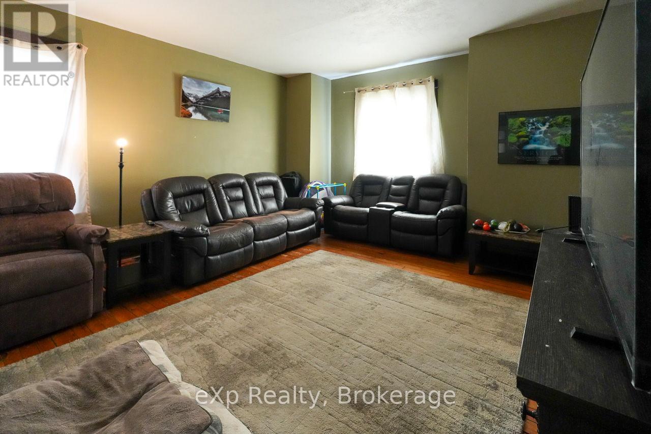 79 ALBERT STREET S - 7