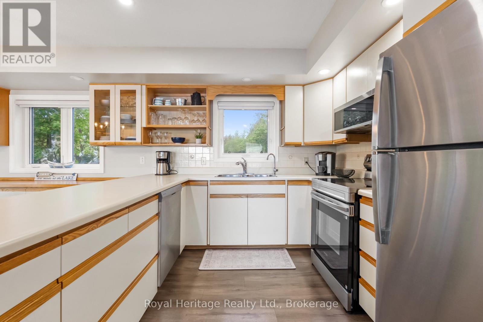 62 BETTYS BAY ROAD - 13