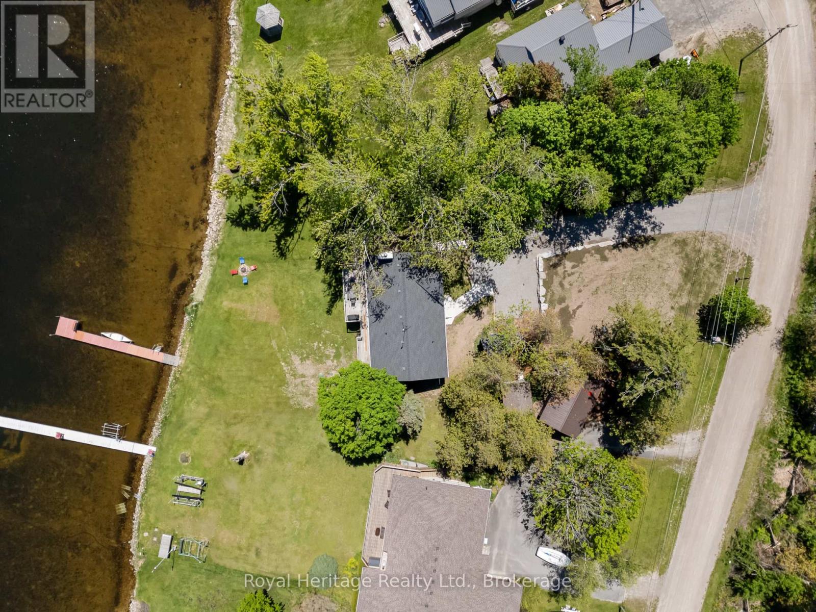 62 BETTYS BAY ROAD - 34