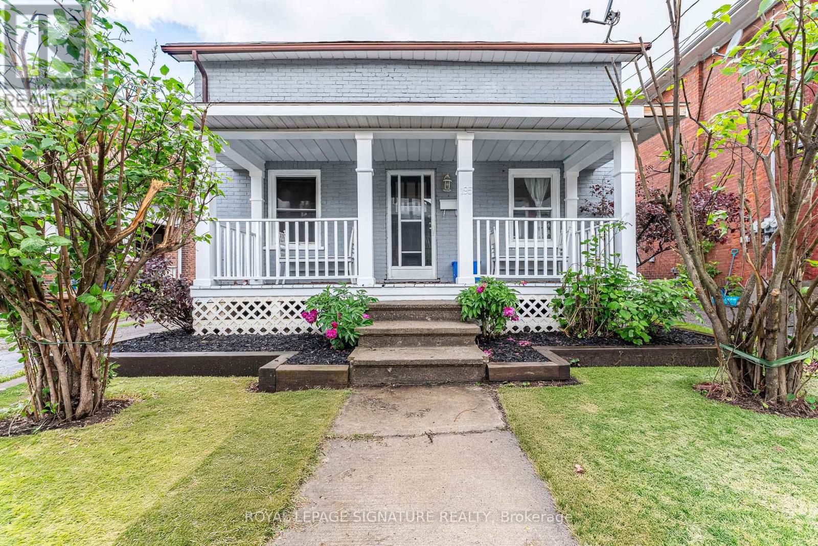 195 RUBIDGE STREET - 2