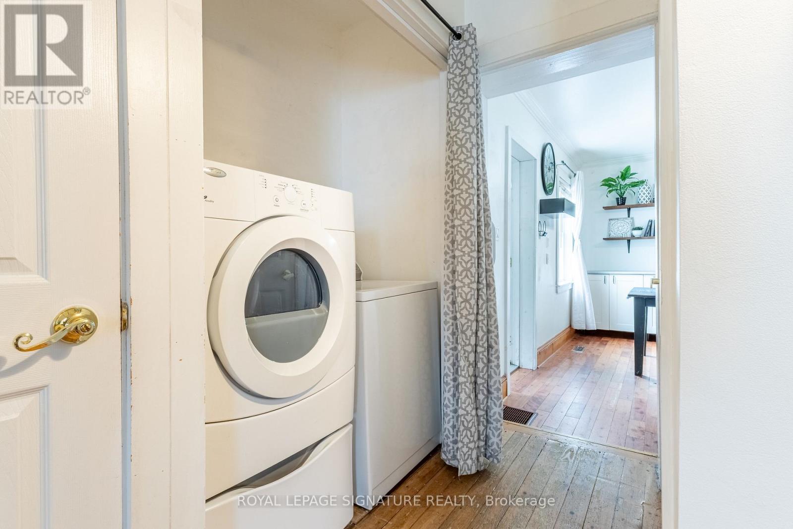 195 RUBIDGE STREET - 23