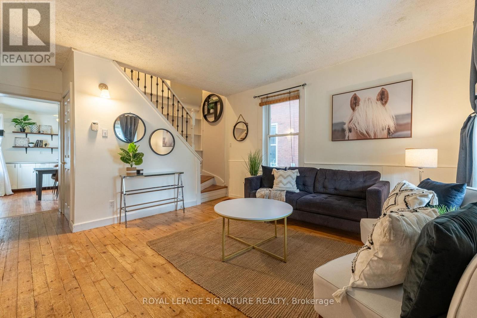 195 RUBIDGE STREET - 3
