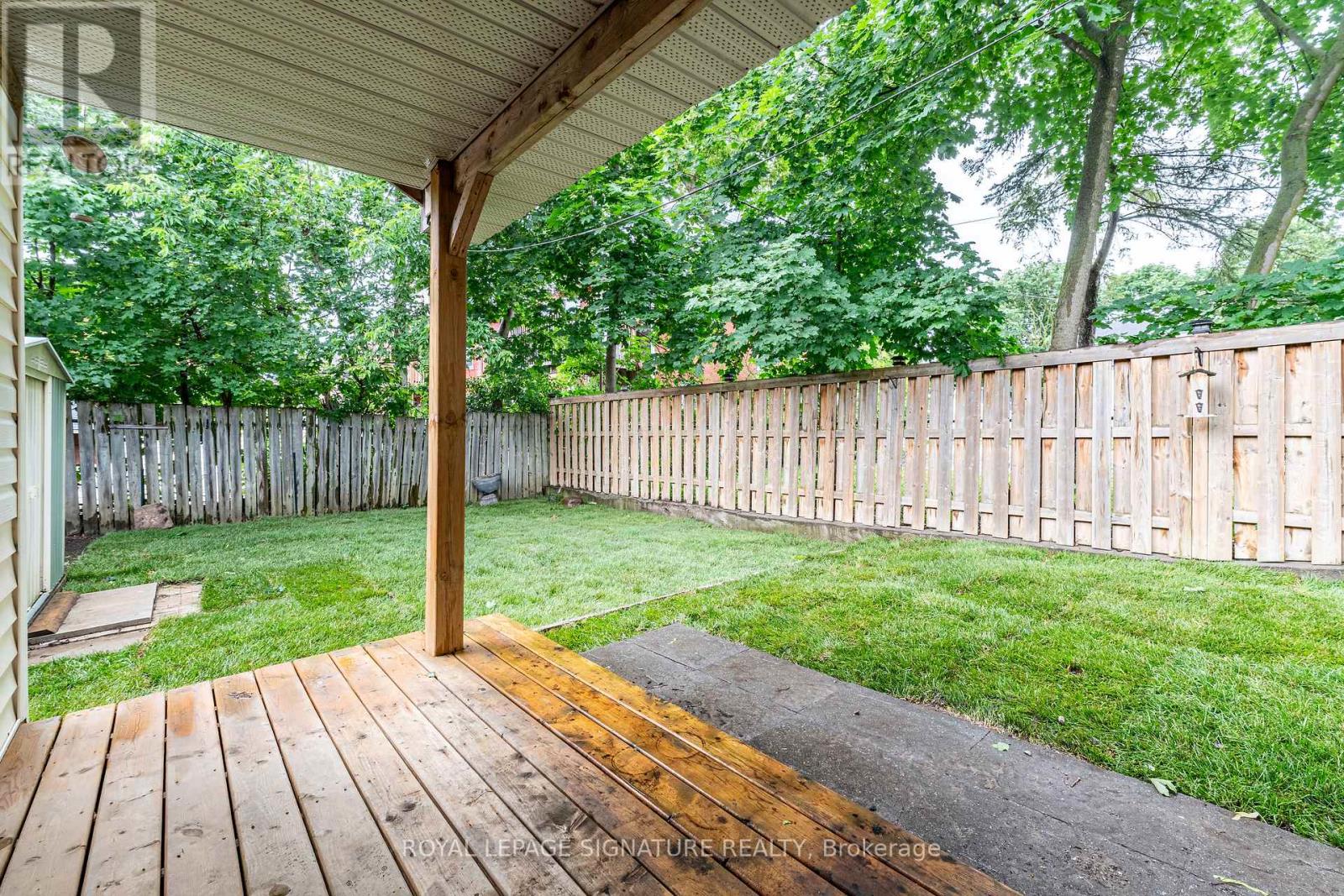 195 RUBIDGE STREET - 32