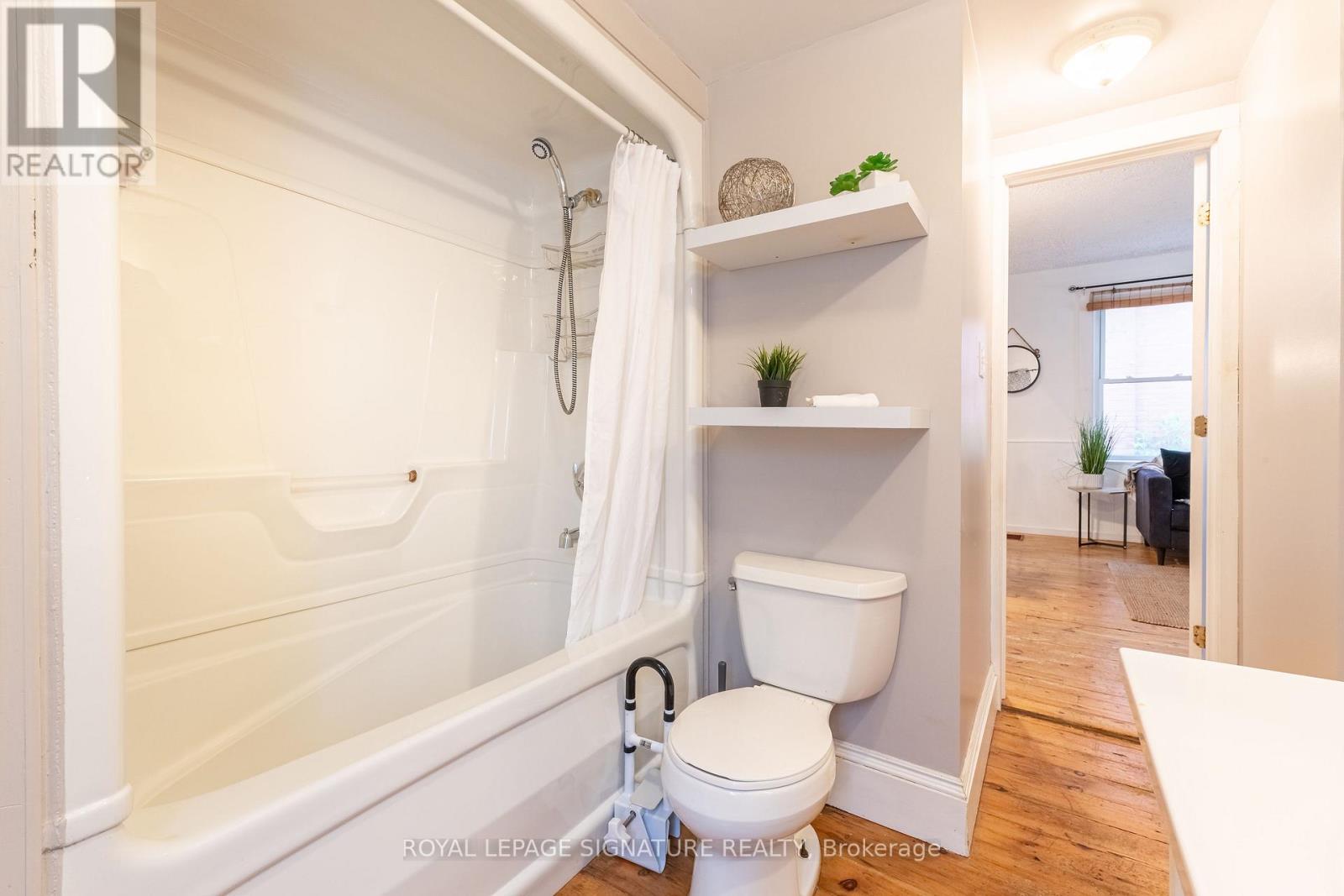 195 RUBIDGE STREET - 22