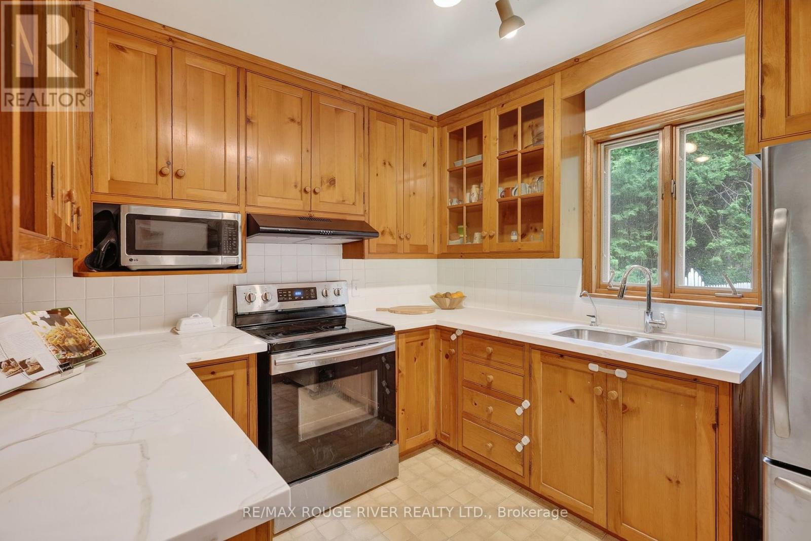 5100 HEASLIP LANE - 25