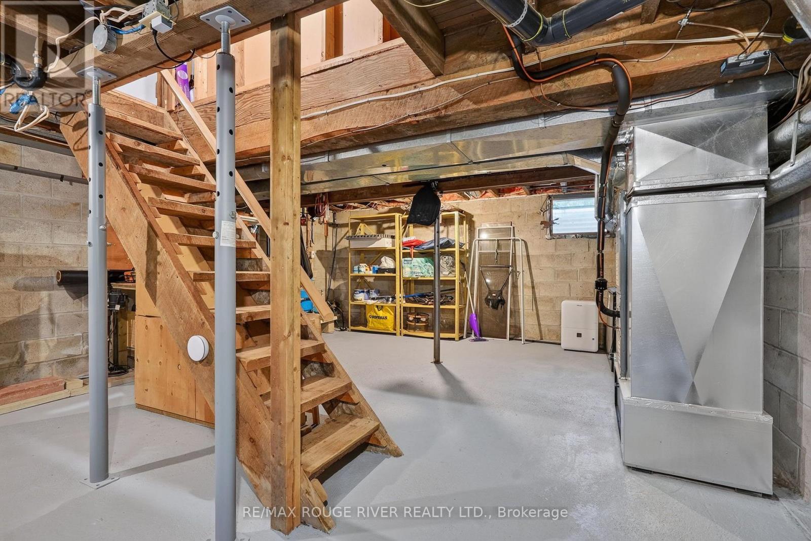 5100 HEASLIP LANE - 40