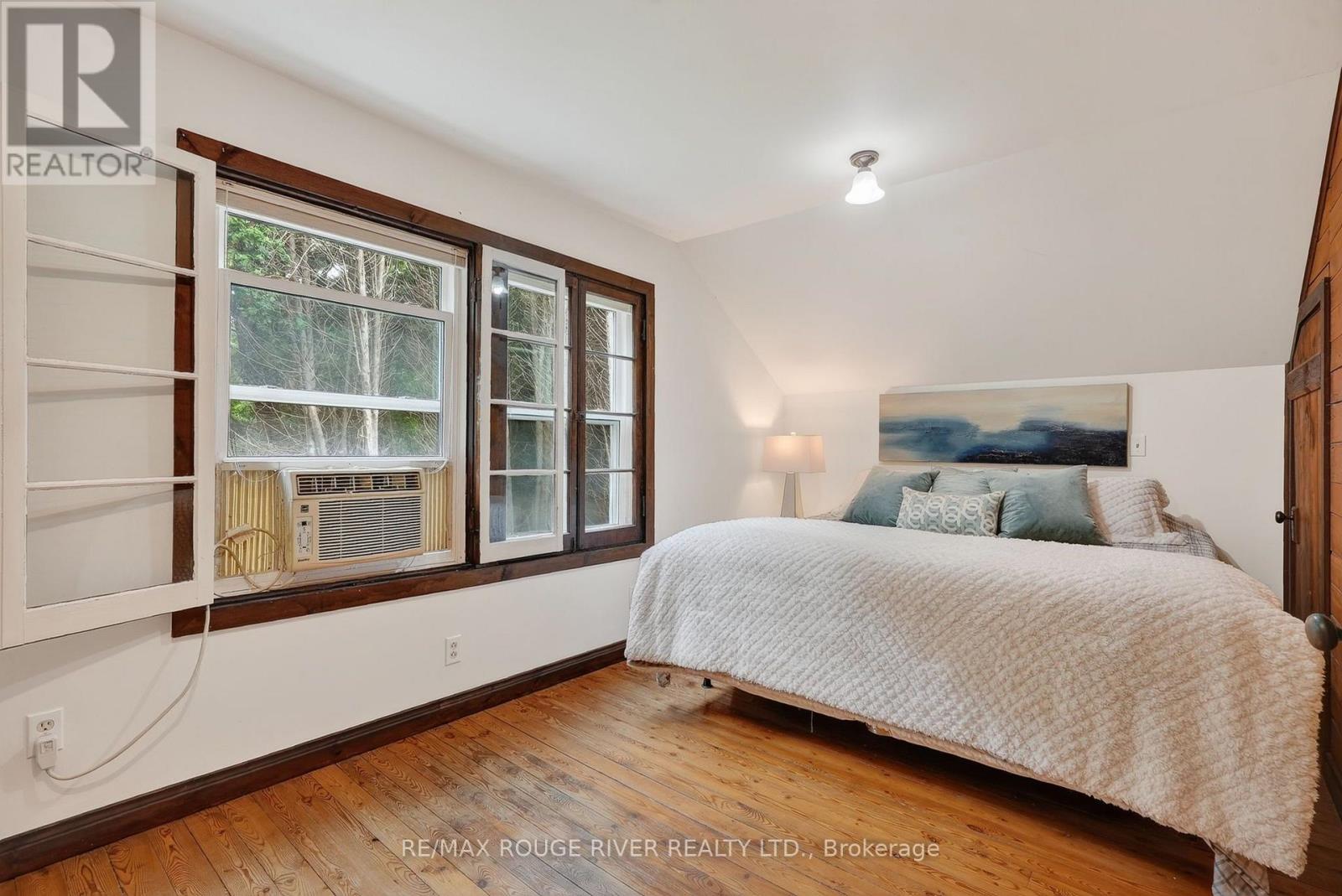 5100 HEASLIP LANE - 34