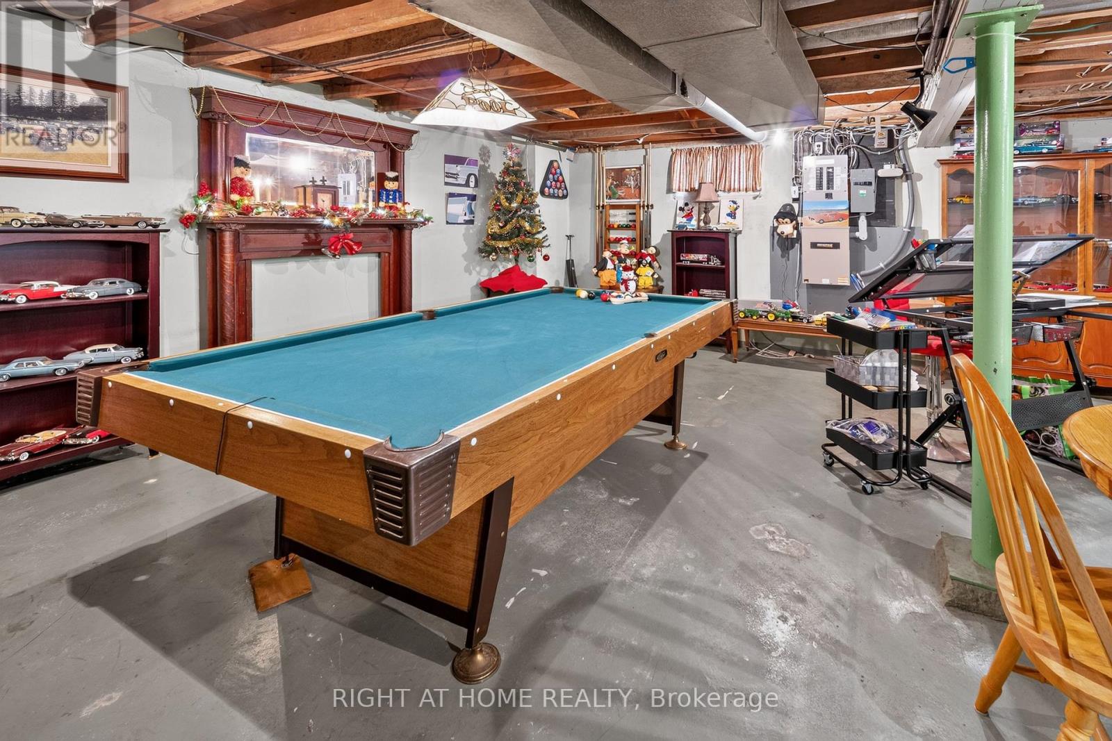 335 SUNSET DRIVE - Image 23