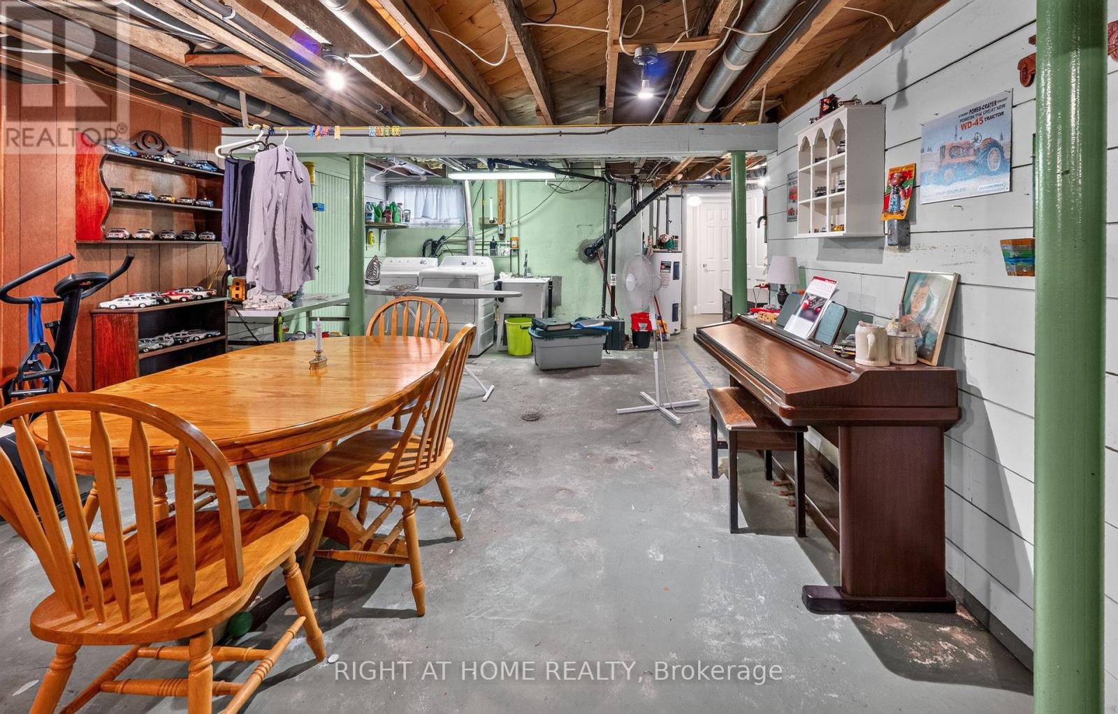 335 SUNSET DRIVE - Image 25