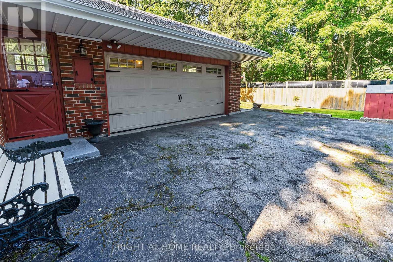 335 SUNSET DRIVE - Image 27