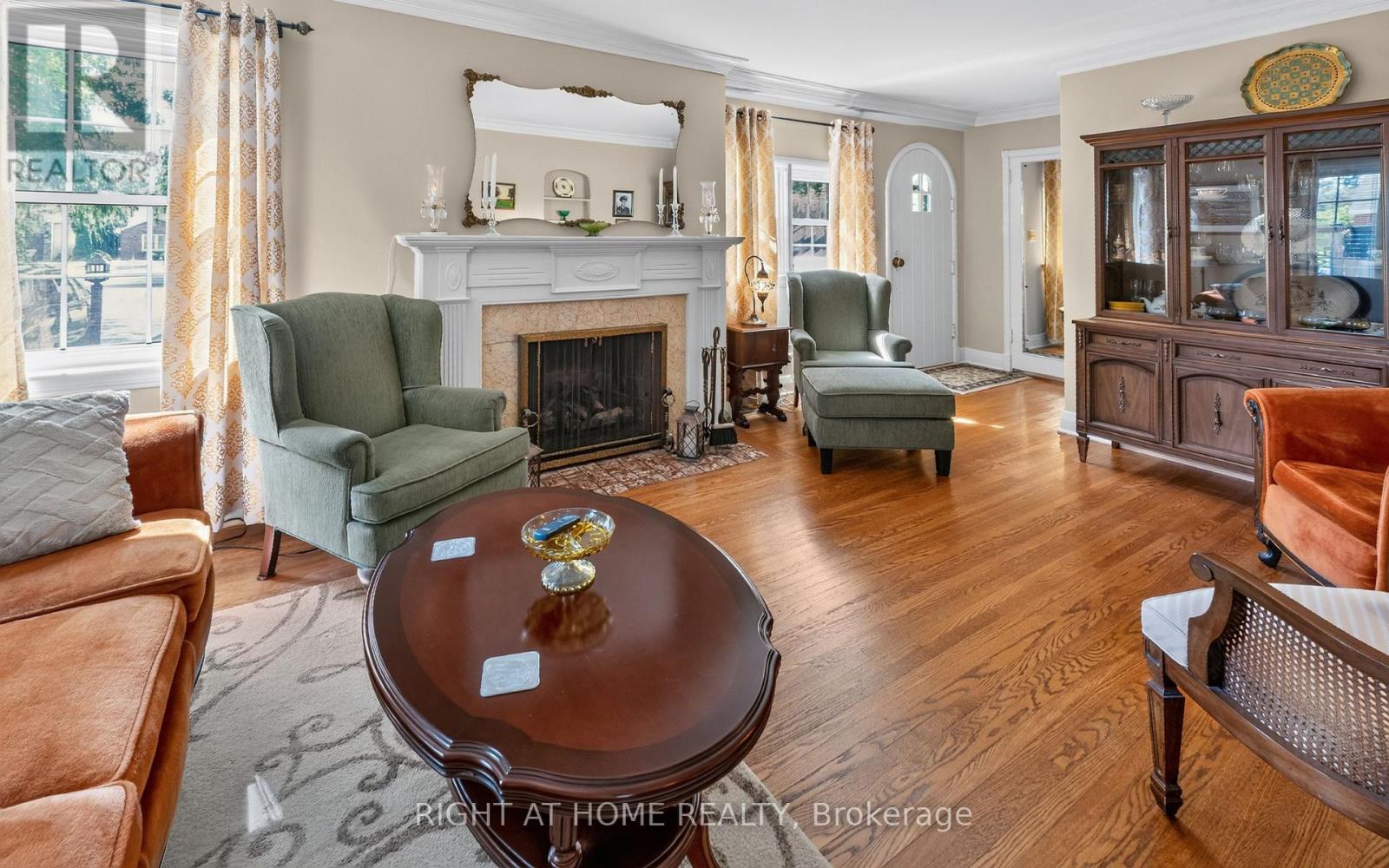 335 SUNSET DRIVE - Image 6