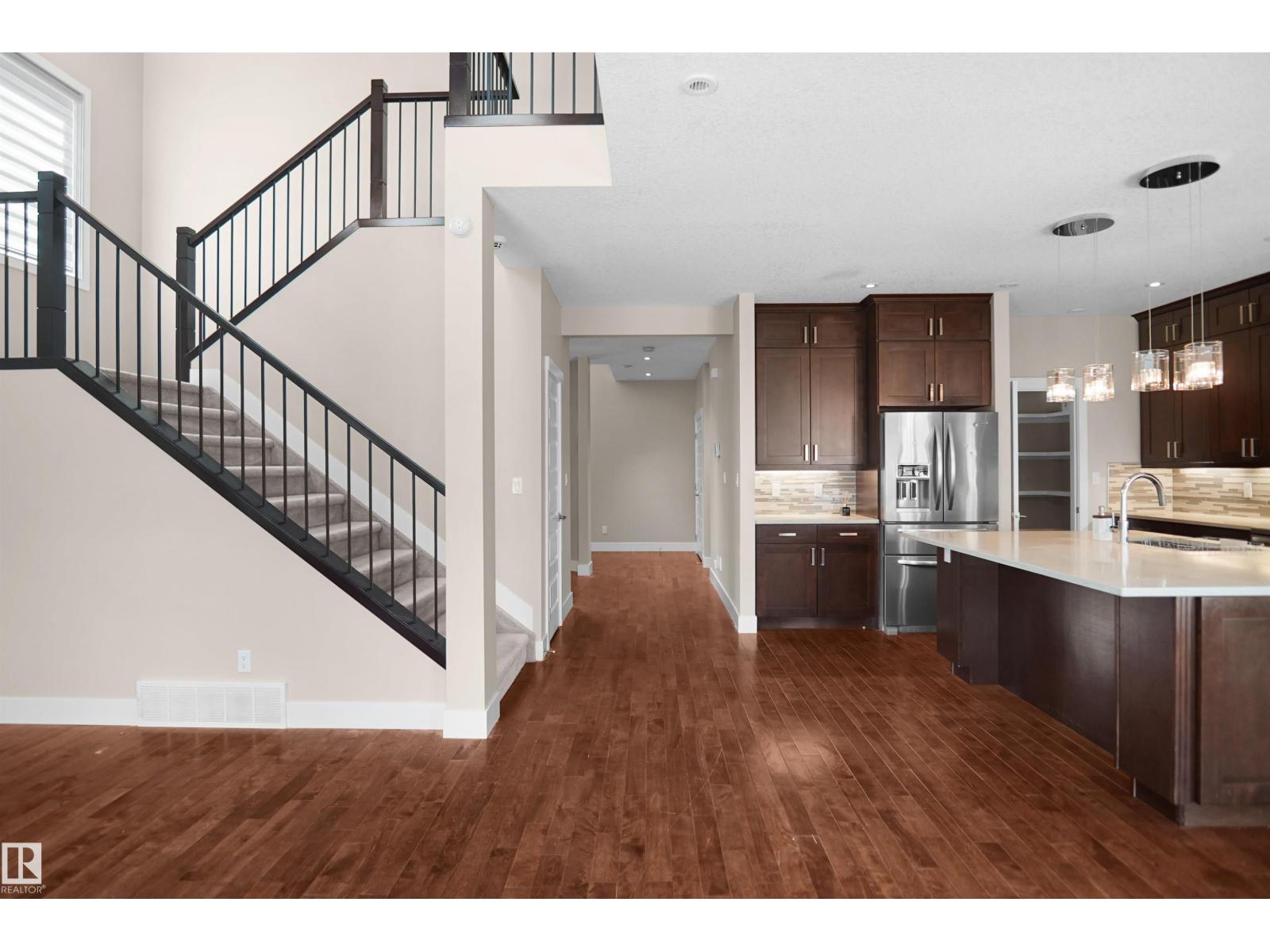 16539 132 ST NW - 12