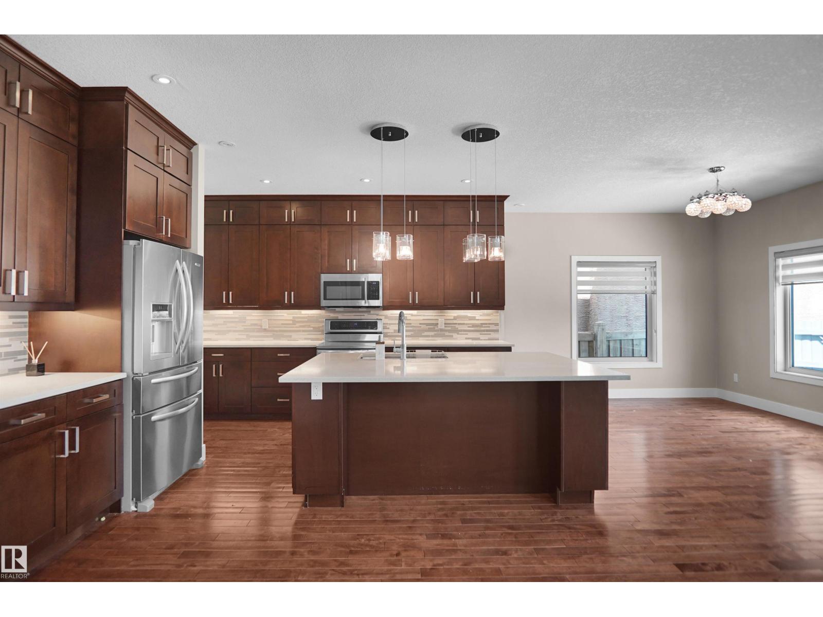 16539 132 ST NW - 19
