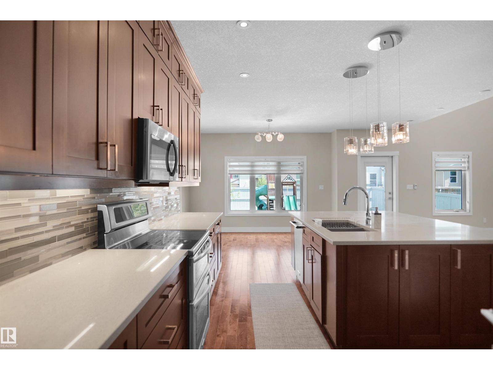 16539 132 ST NW - 22