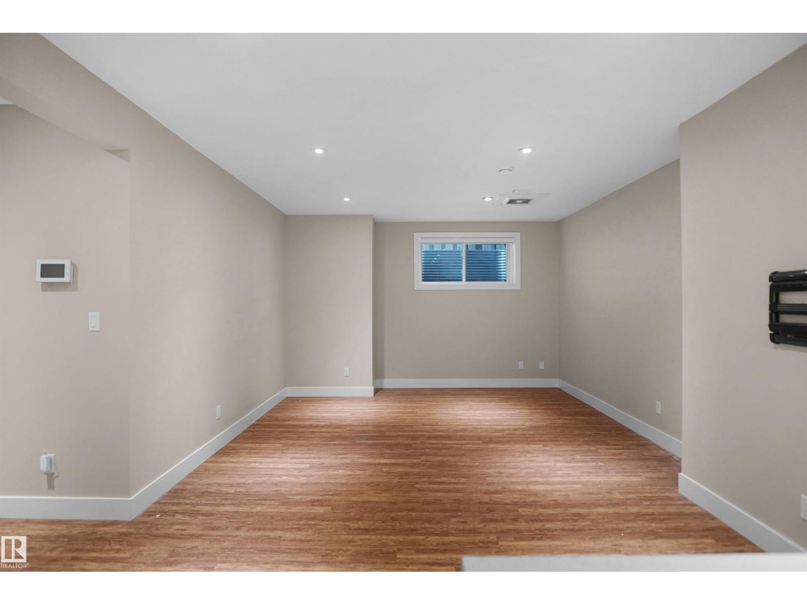 16539 132 ST NW - 48