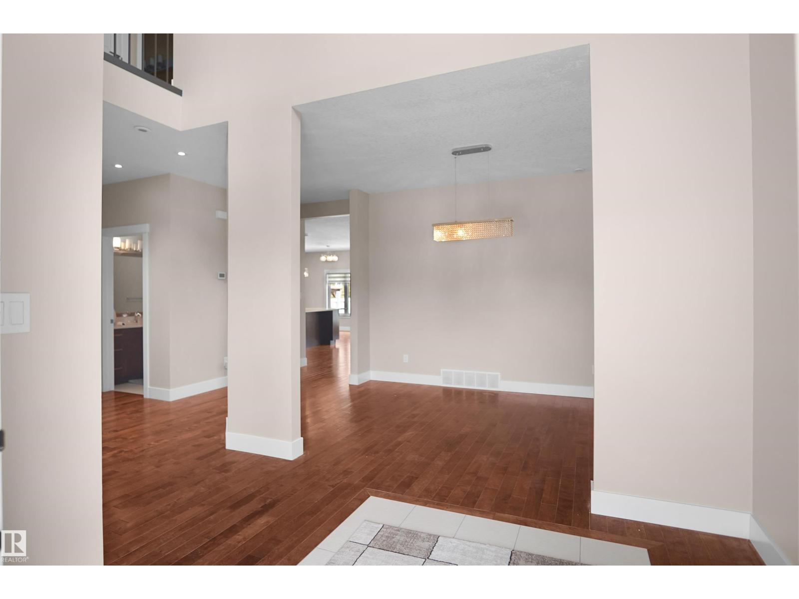 16539 132 ST NW - 5