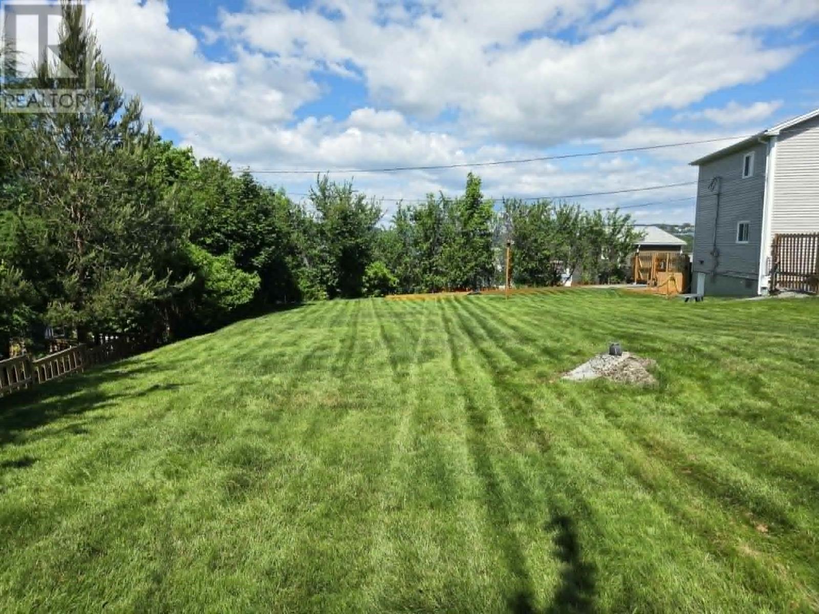 12 CITADEL Drive - 33