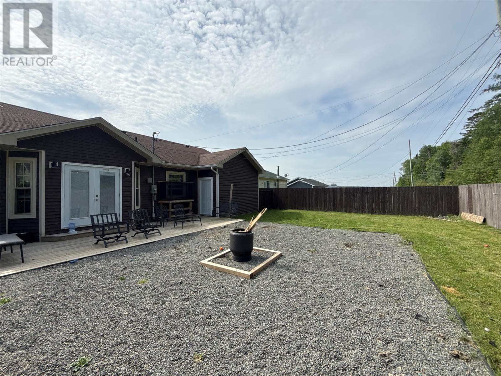33 Harmsworth Drive thumbnail 3