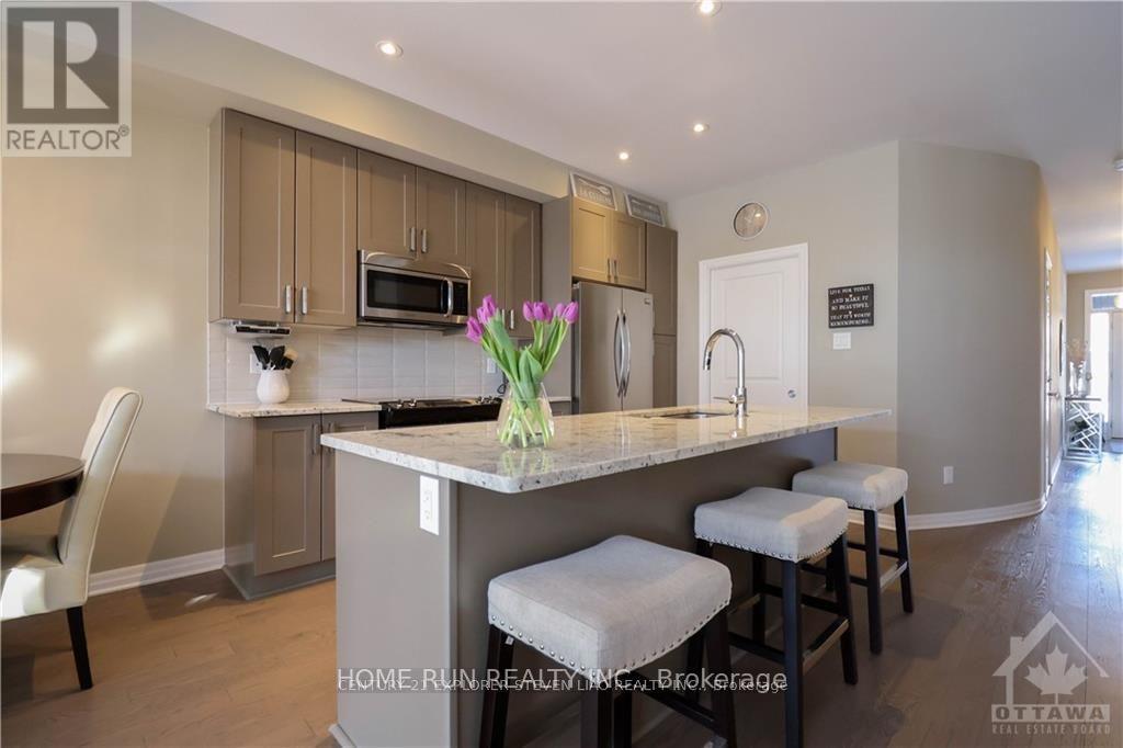 205 VISION STREET, Ottawa. Luxury613. By Peter Sagos - Image 10