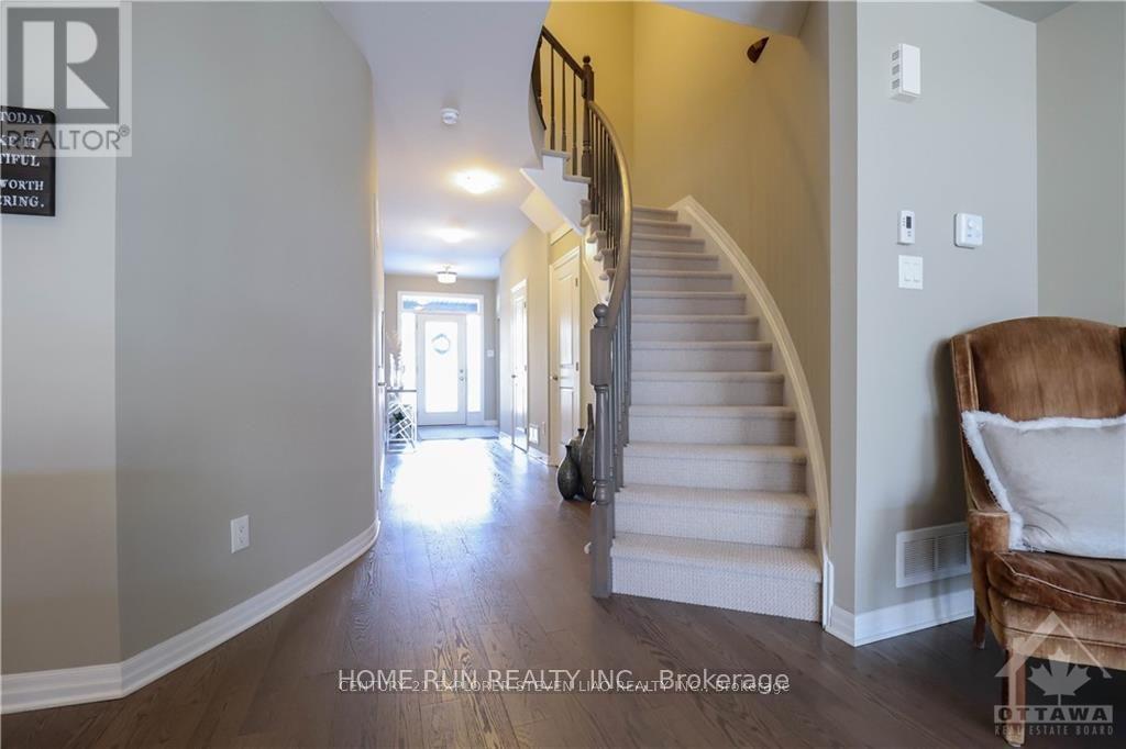 205 VISION STREET, Ottawa. Luxury613. By Peter Sagos - Image 16
