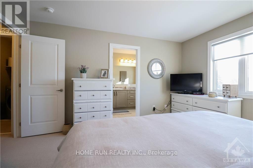 205 VISION STREET, Ottawa. Luxury613. By Peter Sagos - Image 18