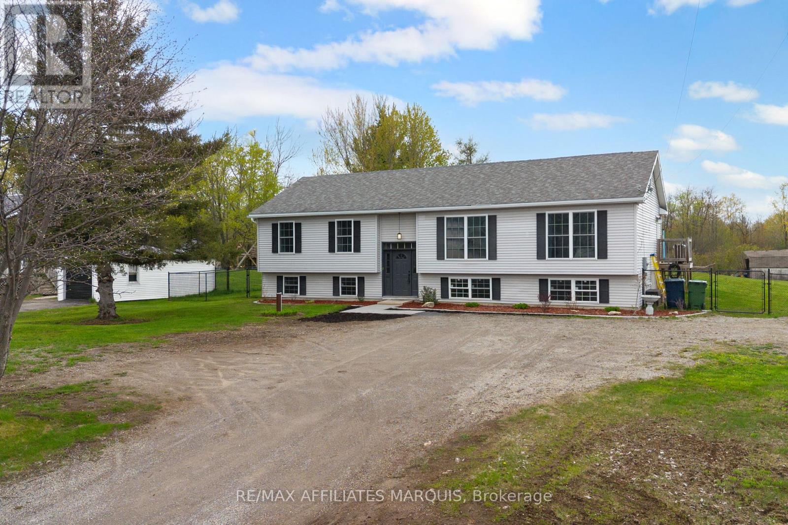 462 HIGHWAY 15 ROAD - 1