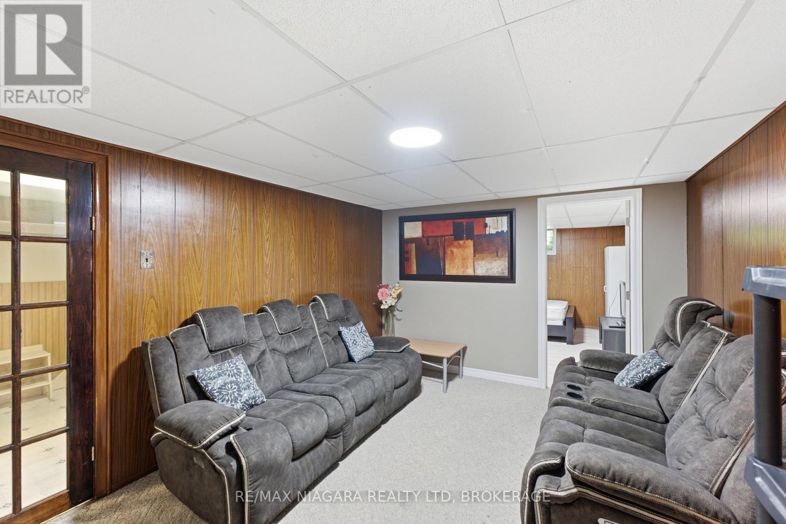 6479 BROCK STREET - 24