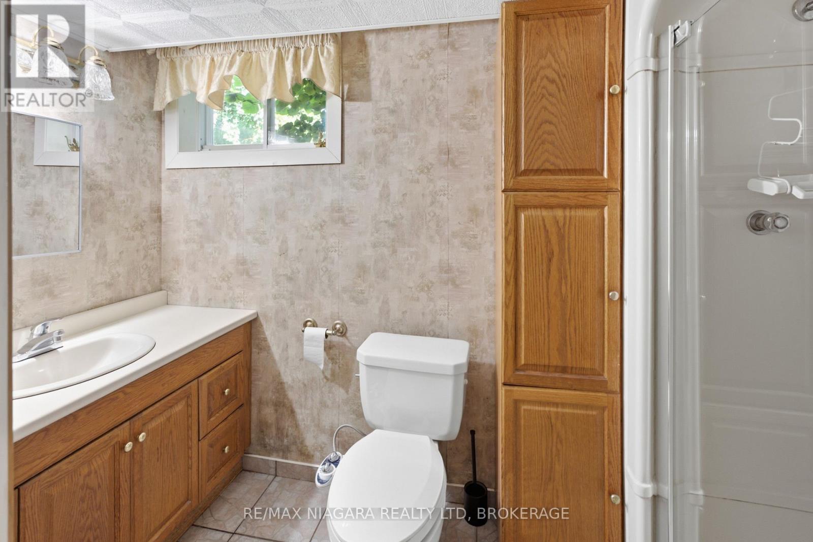 6479 BROCK STREET - 28