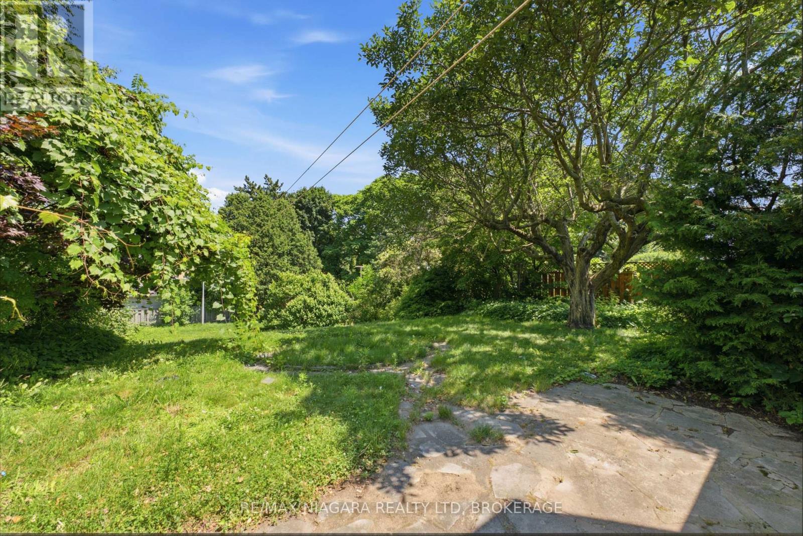 6479 BROCK STREET - 30