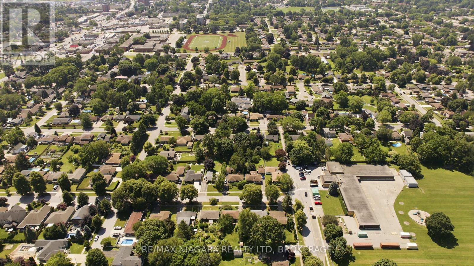 6479 BROCK STREET - 38