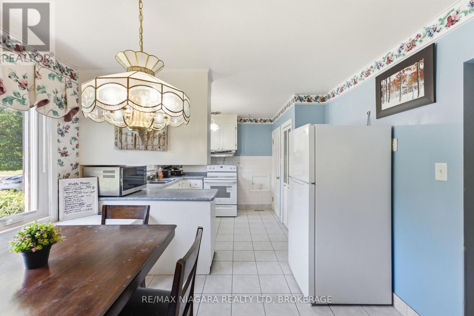 6479 BROCK STREET - 8