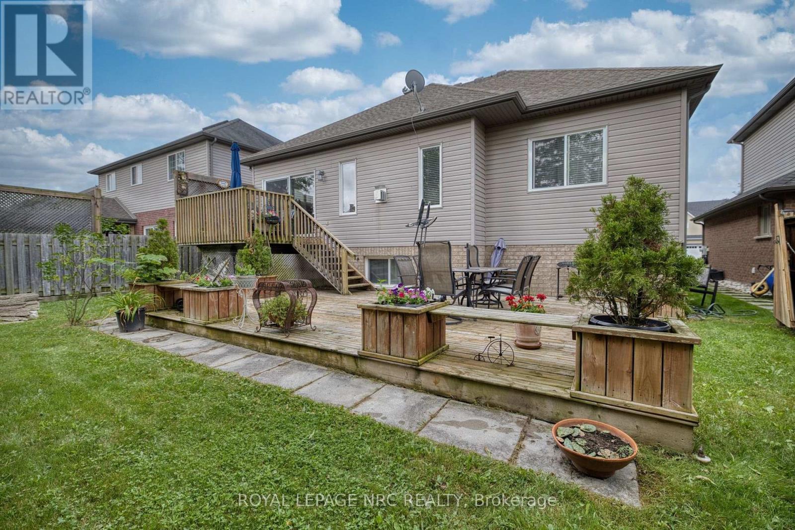 15 FISHER DRIVE - 25