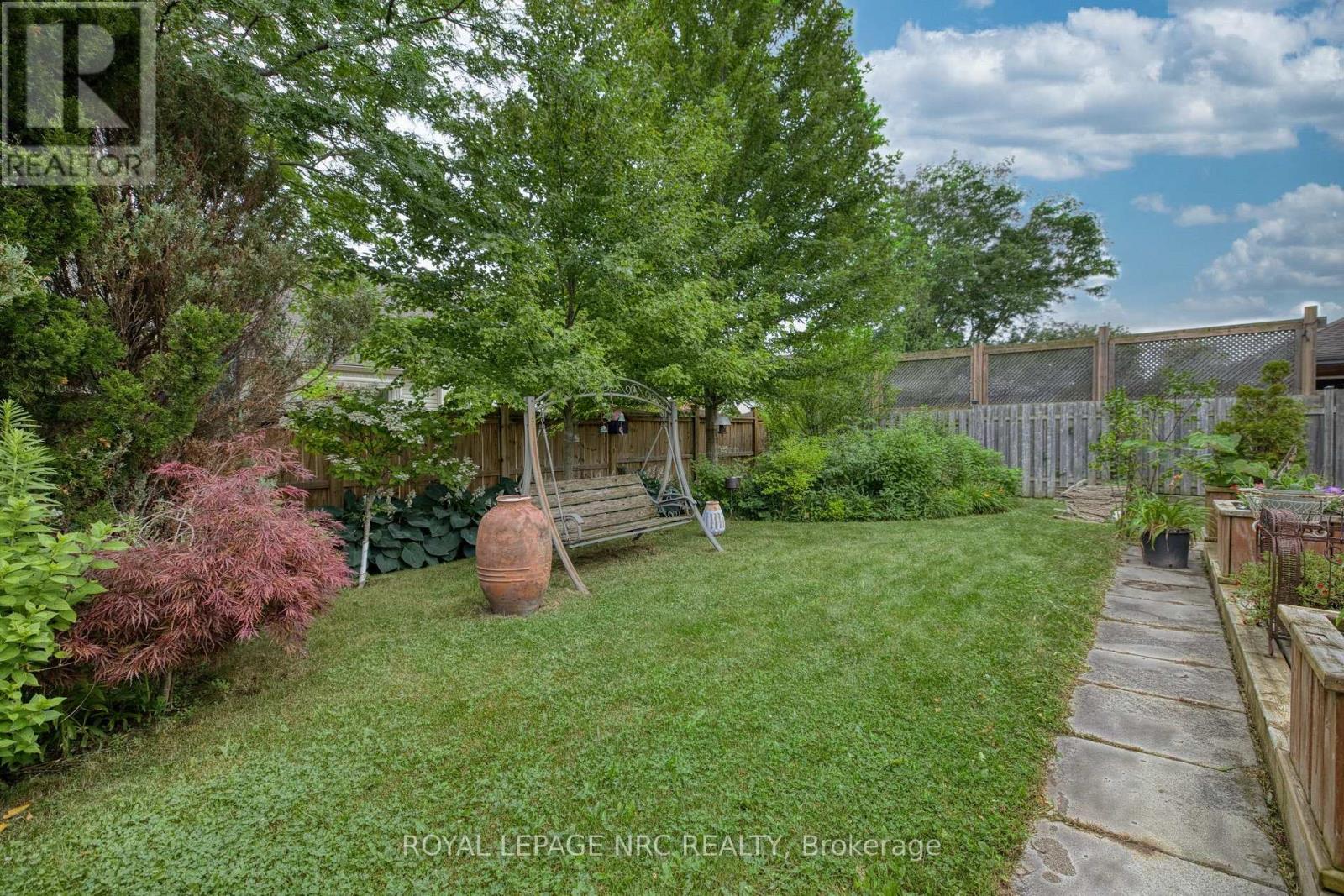 15 FISHER DRIVE - 27