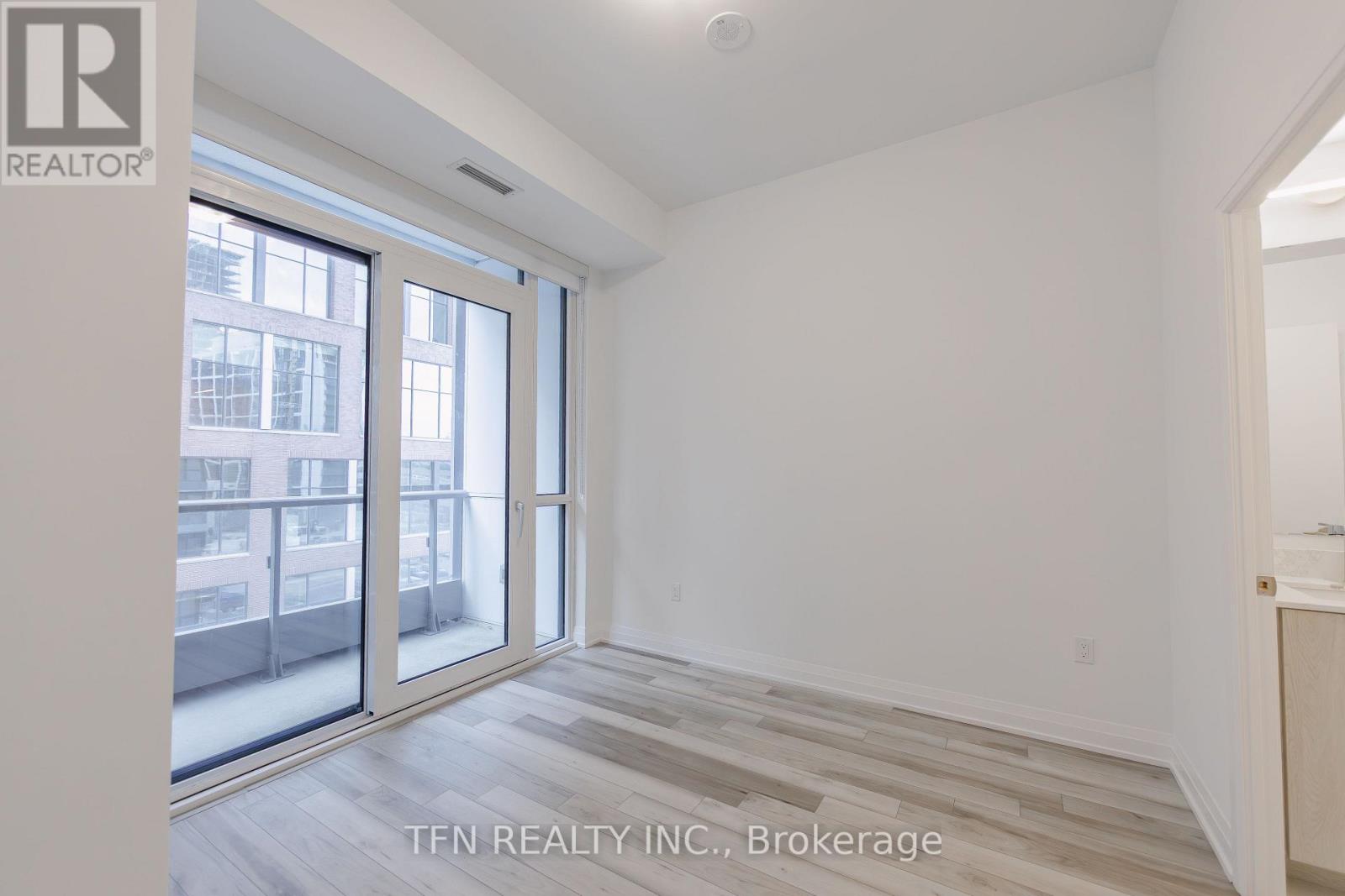 #531 15 RICHARDSON STREET - 6